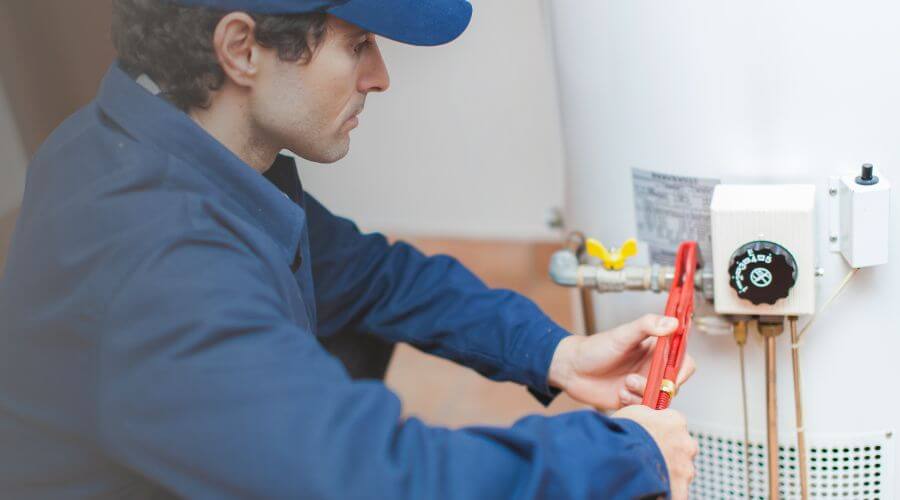 Professional Tankless Water Heater Installation in El Paso, AR